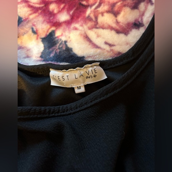 Black jumpsuit with a bow🖤 - Picture 3 of 4